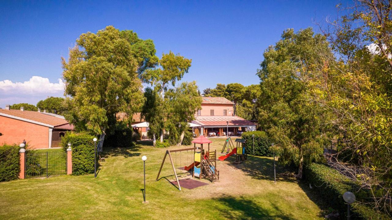 Agriturismo Podere Giulio Tarquinia Exterior foto